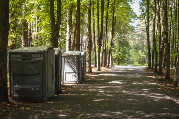 Porta potty delivery and setup in Elk Grove Village, IL